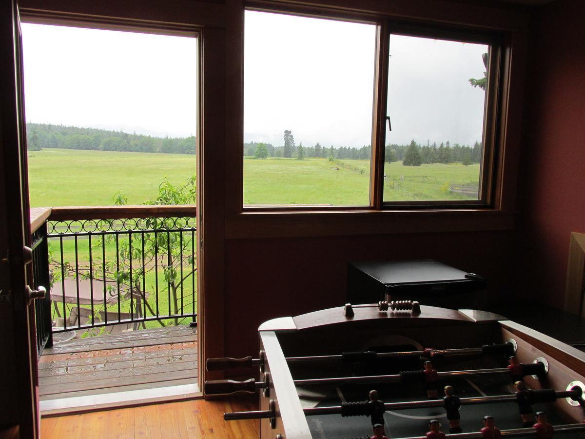 Paradise Acres Ranch Nanoose Bay Exteriér fotografie